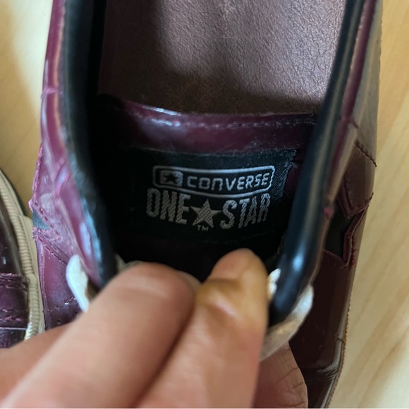Converse One Star Mens Size 7 Shoes Burgandy Shiny Ankle Height Bowling - Picture 3 of 8